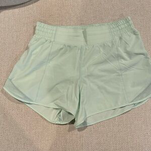 Lululemon Hotty Hot High-Rise 4”